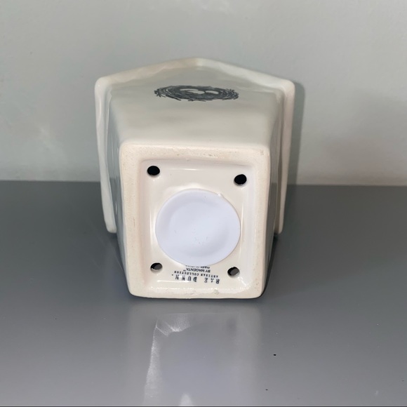 NWT Rae Dunn Birdhouse KNOCK w/ Bird Nest Egg Image - Picture 7 of 7